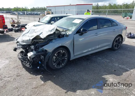 2023 Kia K5 Gt-Line z USA, uszkodzony, nr VIN 5XXG64J22PG165996